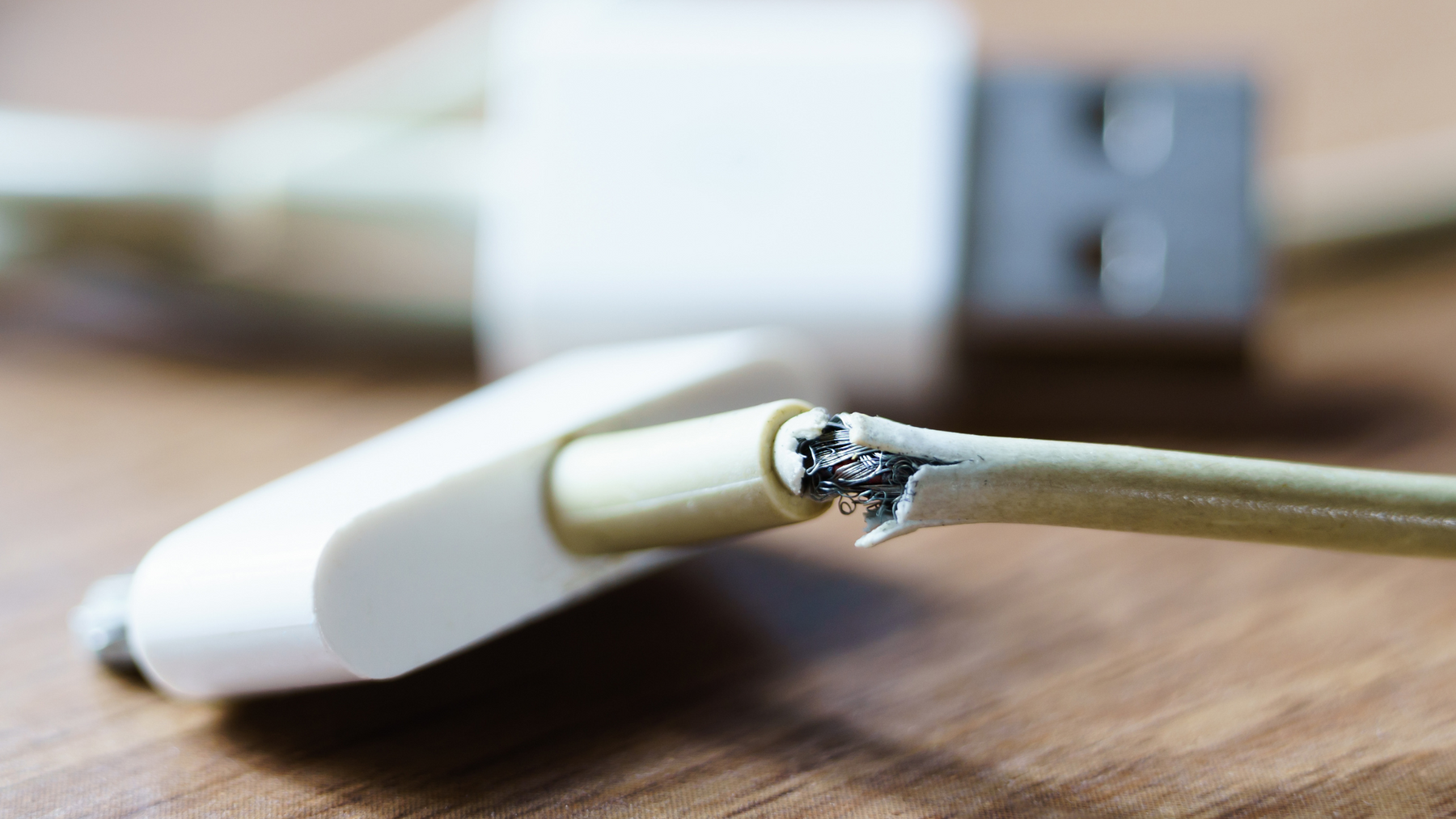 How to Spot Fake Charging Cables That Can Damage Your Devices